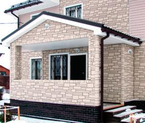 Фасад дома из полиуретановых панелей