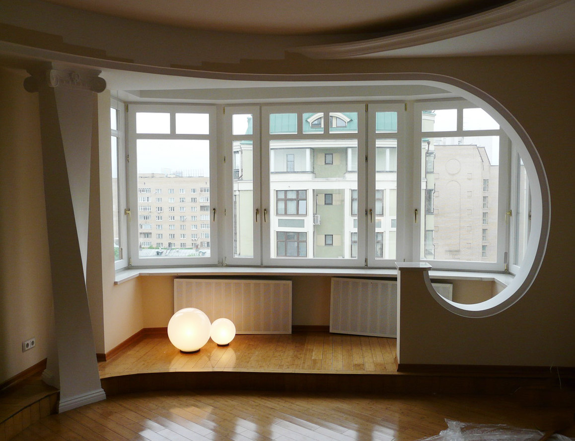 Балкон совмещенный с гостиной